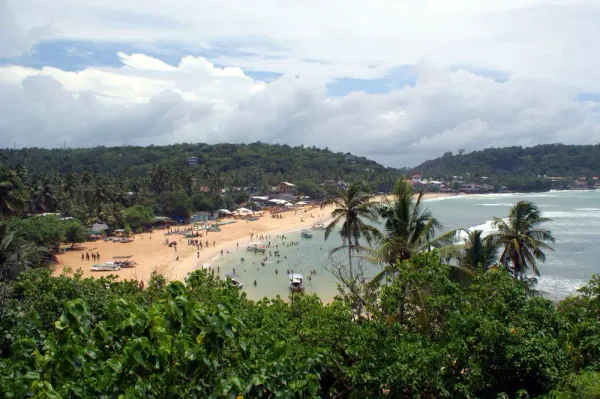 Unawatuna Beach, Sri Lanka | All You Need to Know